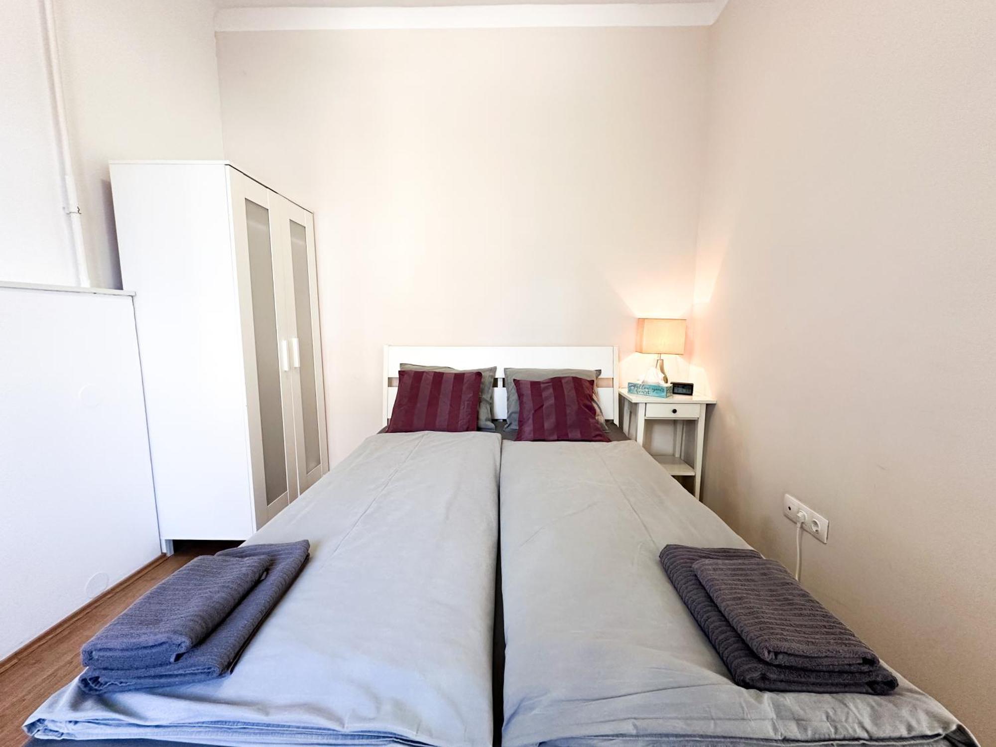 Apartment Cozy 1br With Skyline View - Purple Skyline