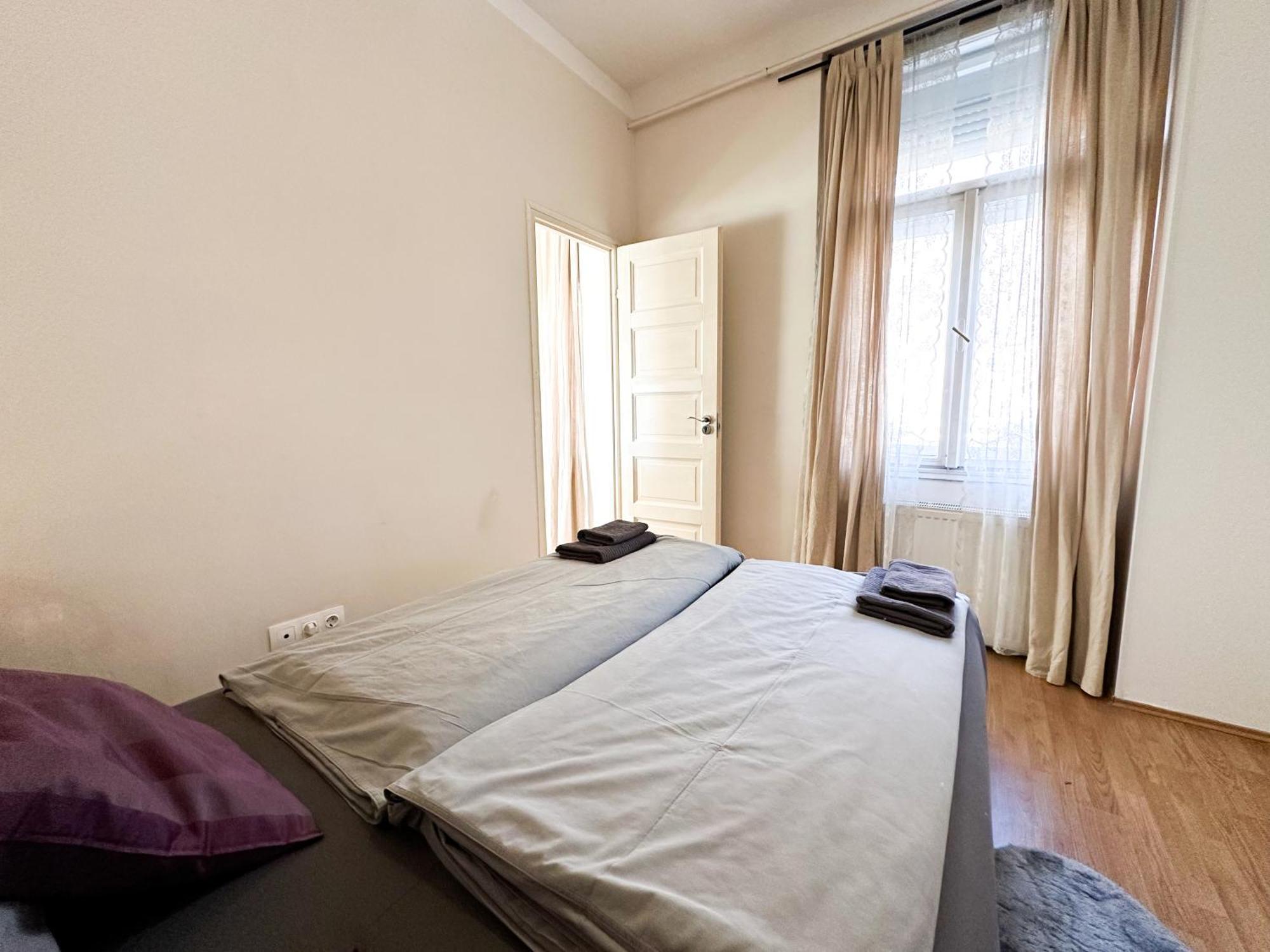 Apartment Cozy 1br With Skyline View - Purple Skyline *